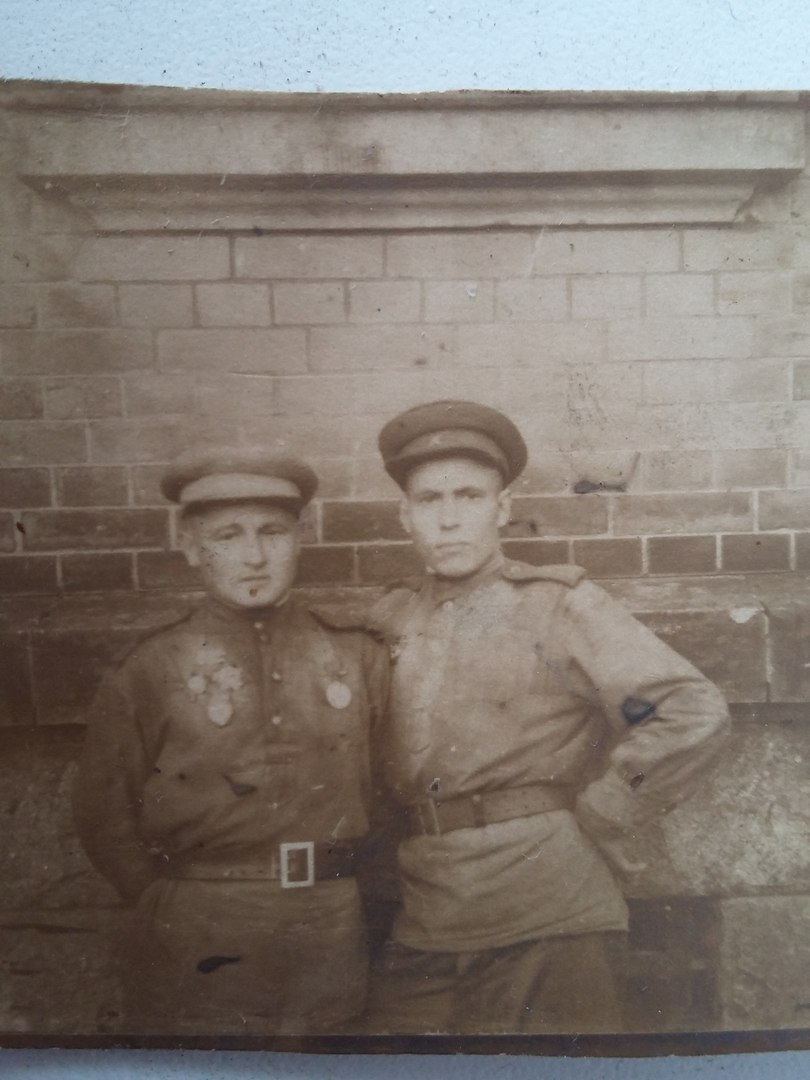 Герман Н.Т и Васильев В.Е. Германия г. Плауэн 